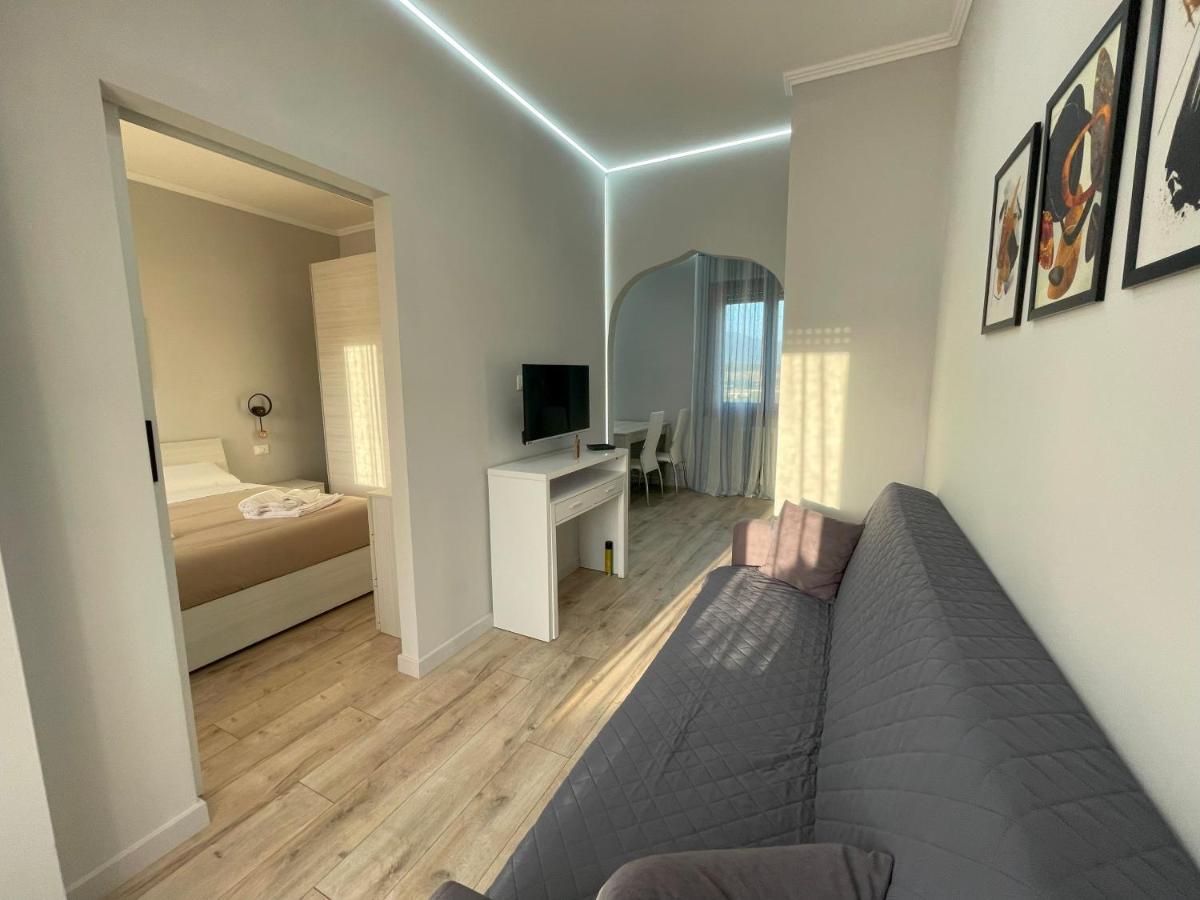 Sesto Piano Apartment インチーザ・イン・ヴァルダルノ エクステリア 写真
