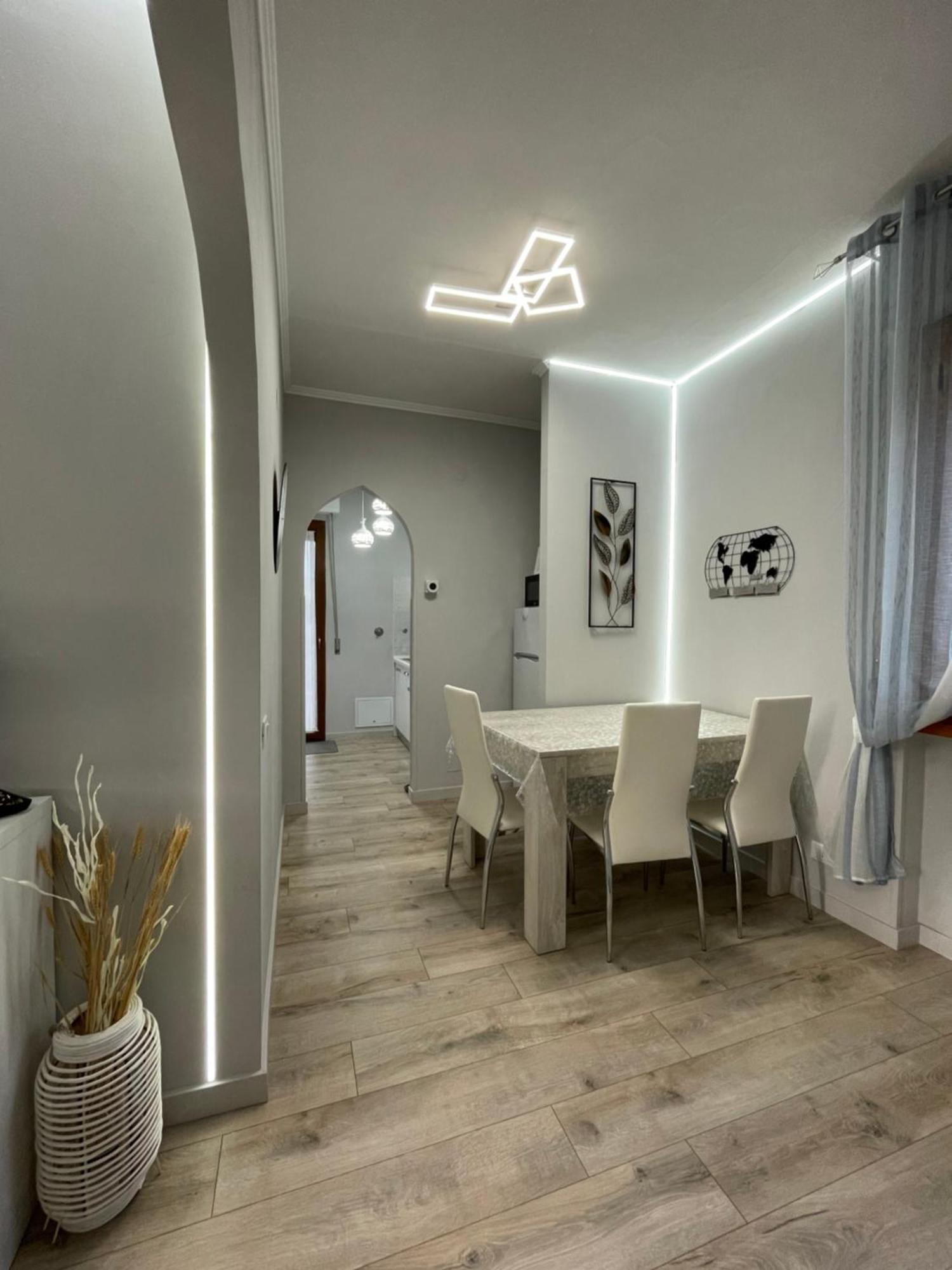Sesto Piano Apartment インチーザ・イン・ヴァルダルノ エクステリア 写真