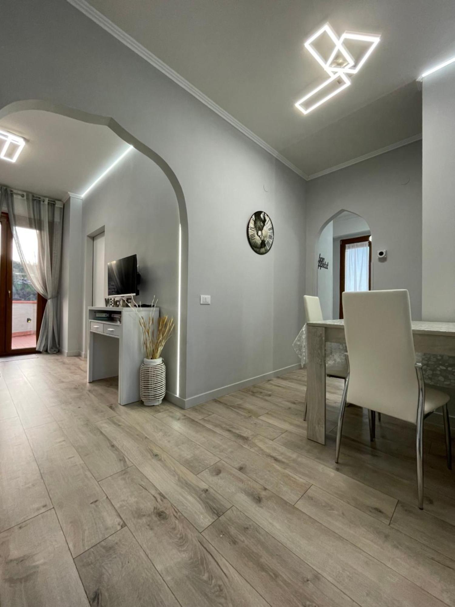 Sesto Piano Apartment インチーザ・イン・ヴァルダルノ エクステリア 写真