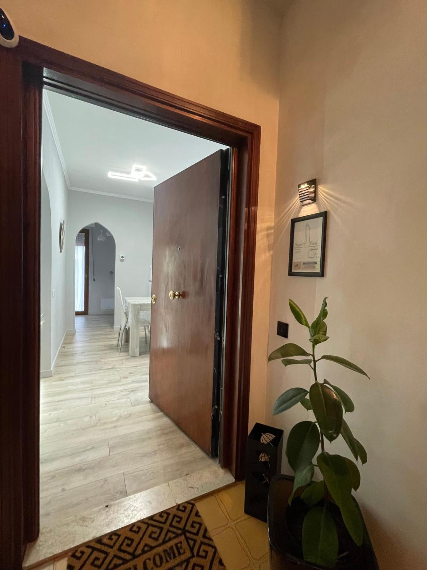 Sesto Piano Apartment インチーザ・イン・ヴァルダルノ エクステリア 写真